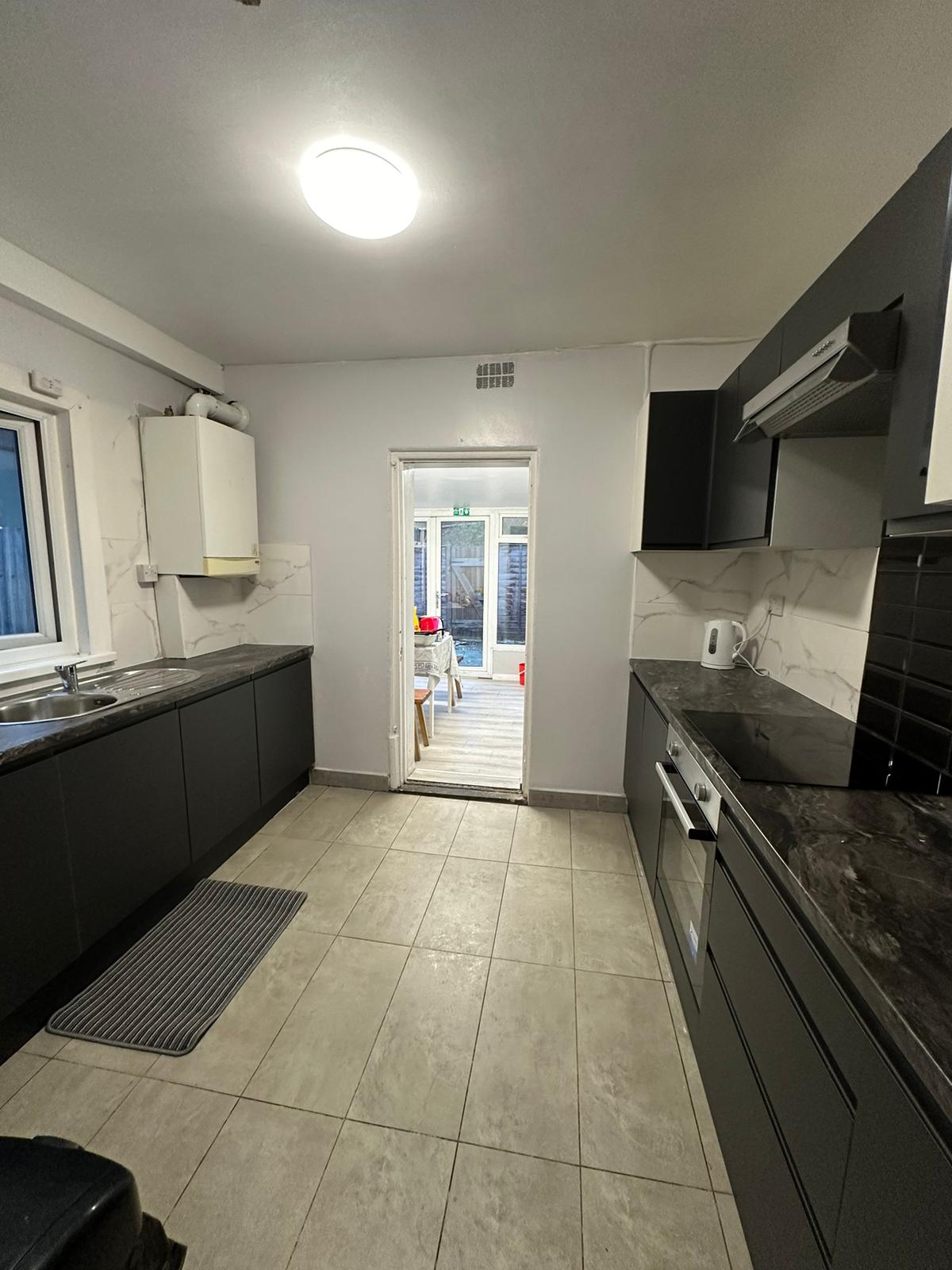 🌟 Double/Single Room – Talbot Road, Seven Sisters (N15 4DF)